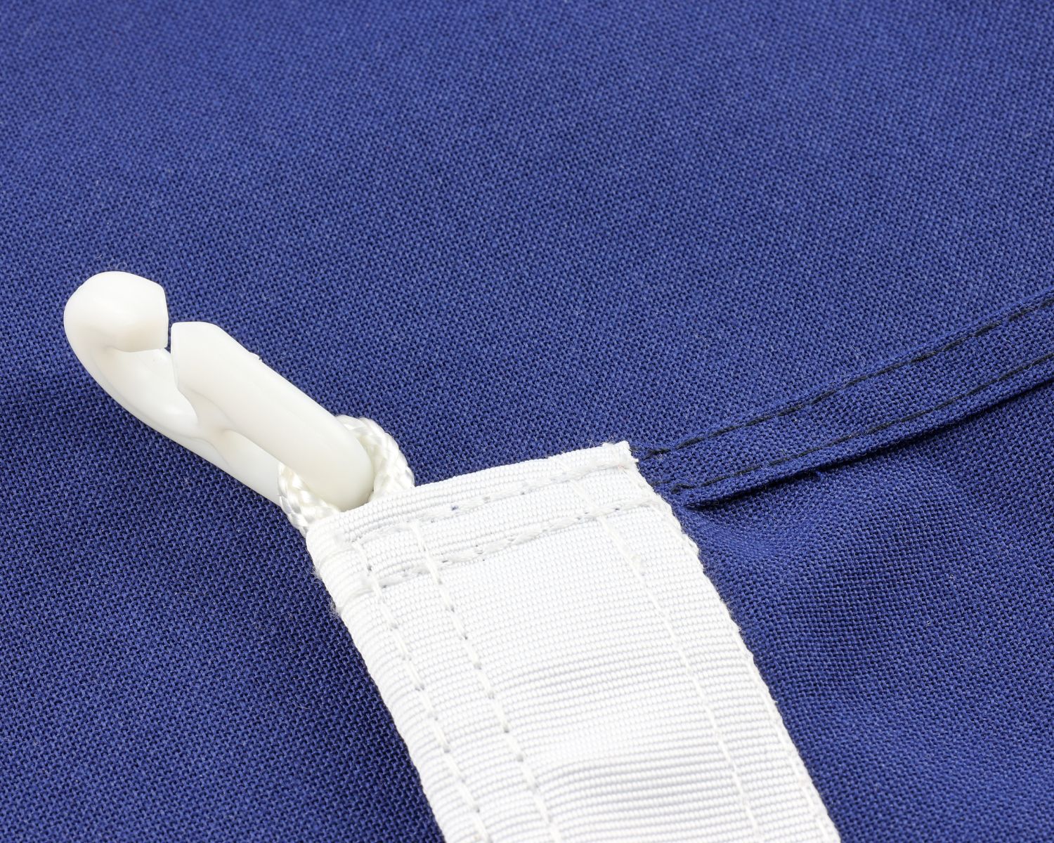 Double Stitched edges and anti noise clip